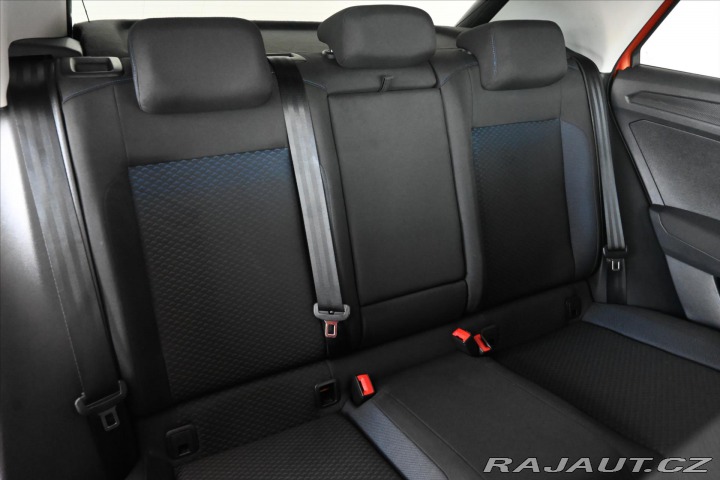 Volkswagen T-Roc 1,5 TSi 110kW UNITED Záru 2020