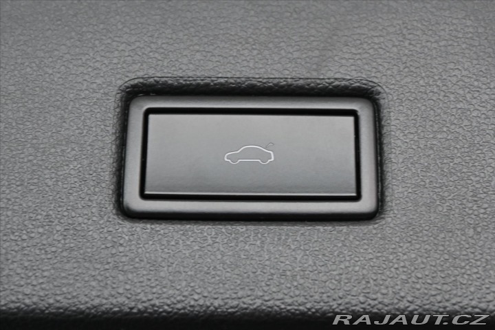 Volkswagen T-Roc 1,5 TSi 110kW UNITED Záru 2020