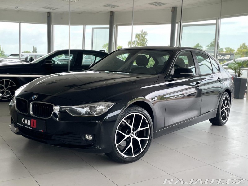 BMW 3 320d Aut*135kW*Xenon*Šíbr