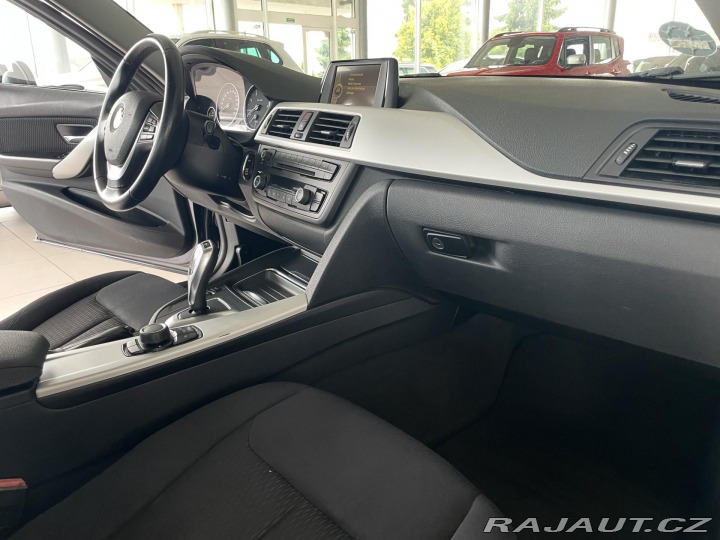 BMW 3 320d Aut*135kW*Xenon*Šíbr 2013