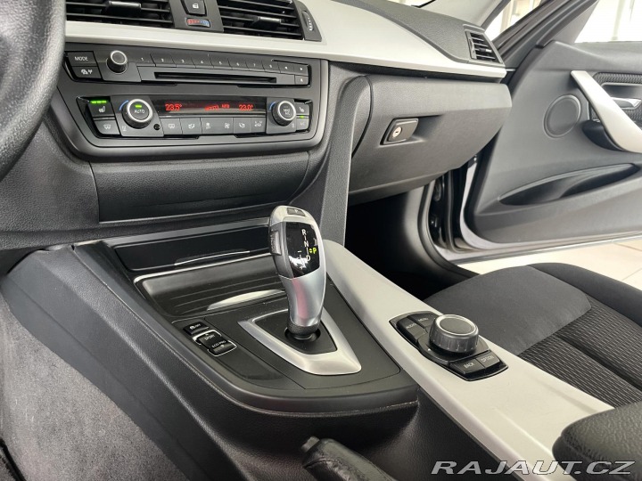 BMW 3 320d Aut*135kW*Xenon*Šíbr 2013
