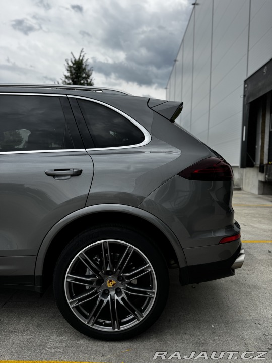 Porsche Cayenne S V8 Diesel, 2016, tažné 2016