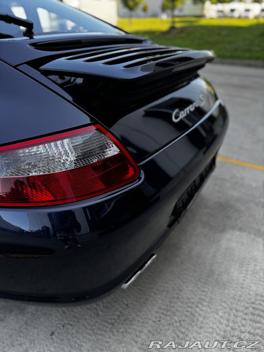 Porsche 911 Carrera S 997 manual 2005