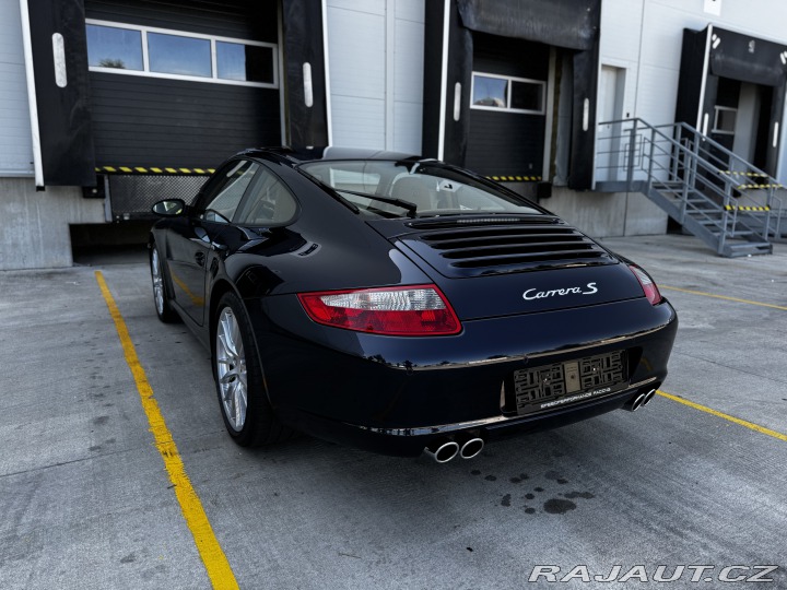 Porsche 911 Carrera S 997 manual 2005