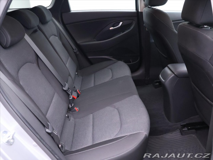 Hyundai i30 1,0 T-GDI 88kW CZ 1.Maj. 2022