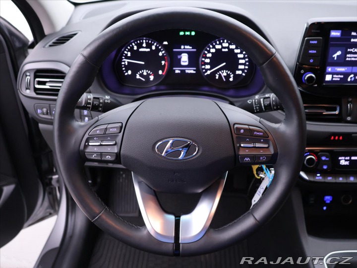 Hyundai i30 1,0 T-GDI 88kW CZ 1.Maj. 2022