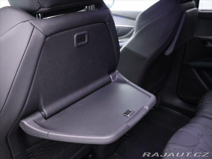 Peugeot 5008 1,5 HDI 96kW Allure CZ DP 2024