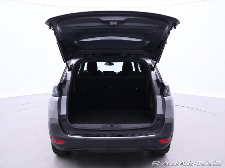Peugeot 5008 1,5 HDI 96kW Allure CZ DP 2024