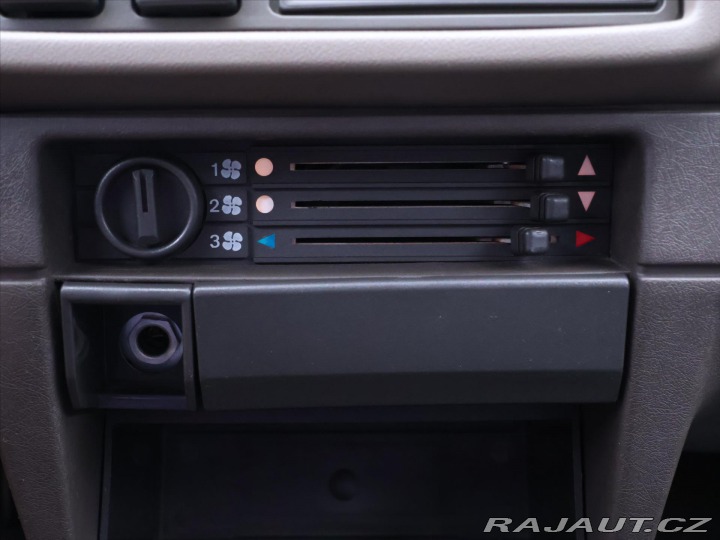 Škoda Favorit 1,3 135 L 43kW CZ 2.Majit 1990