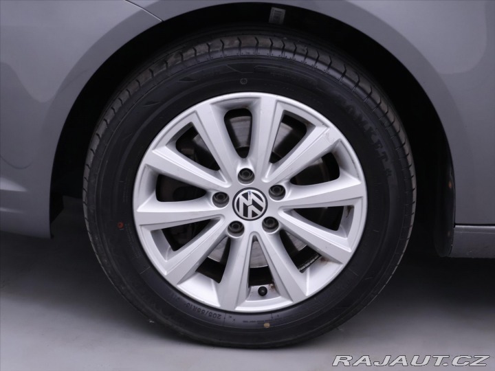 Volkswagen Touran 2,0 TDI 103kW Highline 7- 2010