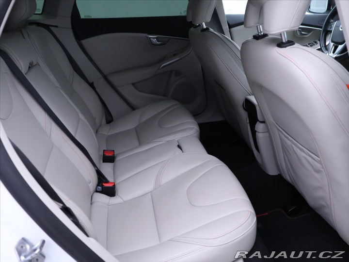 Volvo V40 2,0 D3 110kW Aut. Ocean R 2016