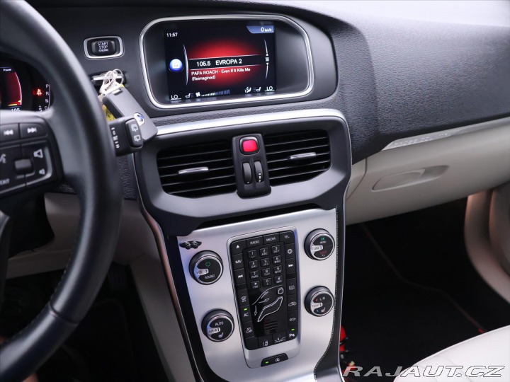 Volvo V40 2,0 D3 110kW Aut. Ocean R 2016