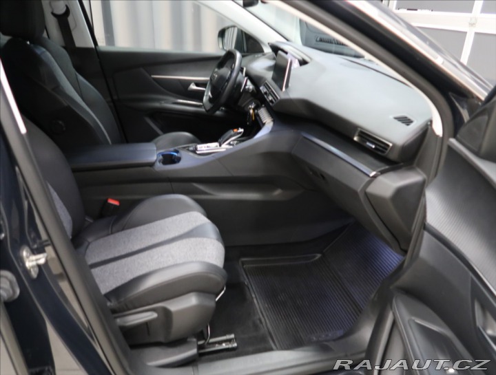 Peugeot 3008 1,5 HDi 8AT 2019