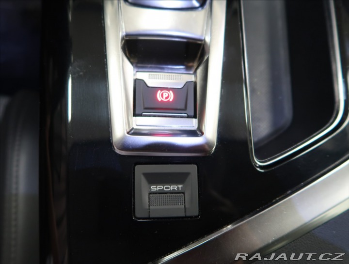 Peugeot 3008 1,5 HDi 8AT 2019