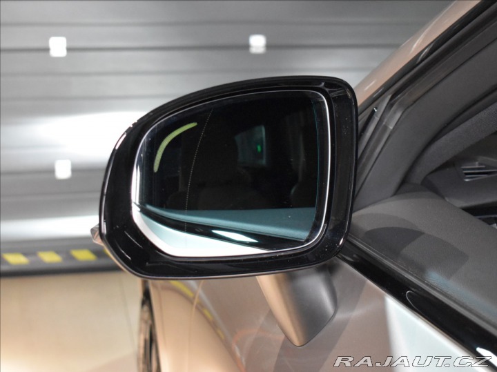 Volvo XC60 2,0 B4 AWD PLUS, Pano,BLI 2024