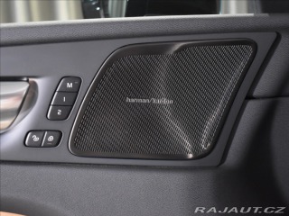 Volvo XC60 2,0 B4 AWD PLUS, Pano,BLI 2024