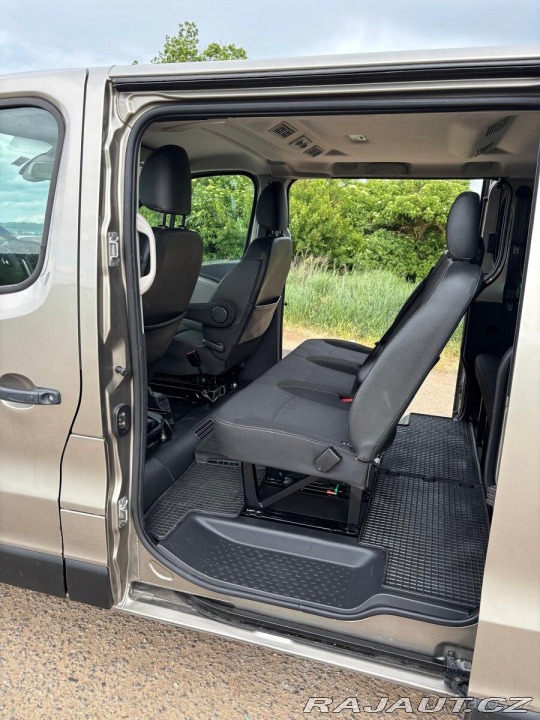 Renault Trafic 1,6 8 míst, nová STK ,1 1800