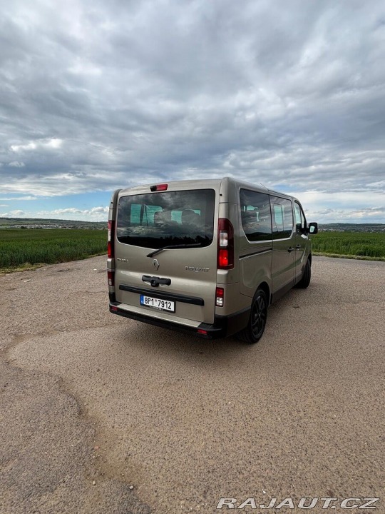 Renault Trafic 1,6 8 míst, nová STK ,1 1800