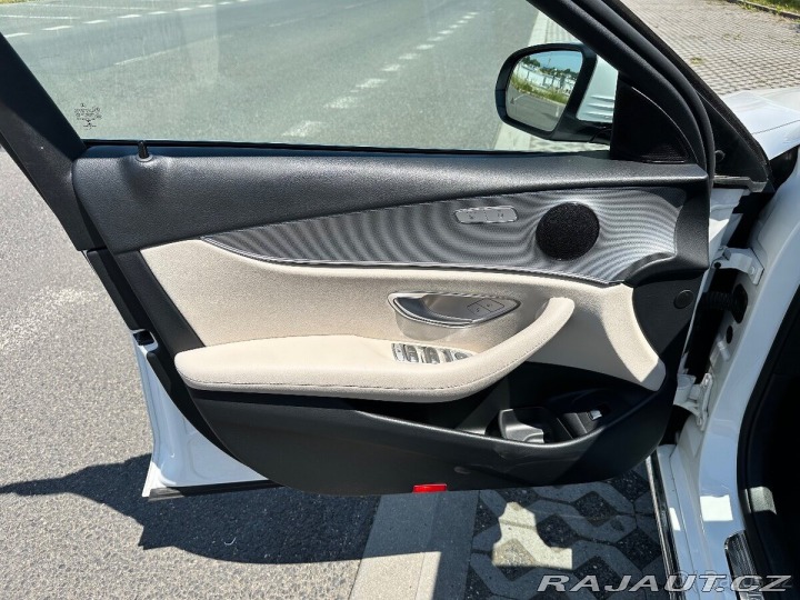 Mercedes-Benz E 2,0   E220d 4MATIC 143kW 1800
