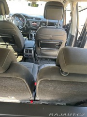 Volkswagen Touran 2,0 TDI / 11O KW, DSG, 2015