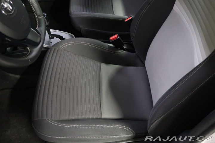 Toyota Yaris 1.5Hybrid,CZ,1Maj,AT 2019