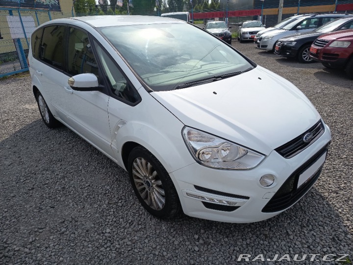 Ford C-MAX 1,6i Eco Boost 118kw ČR 2012