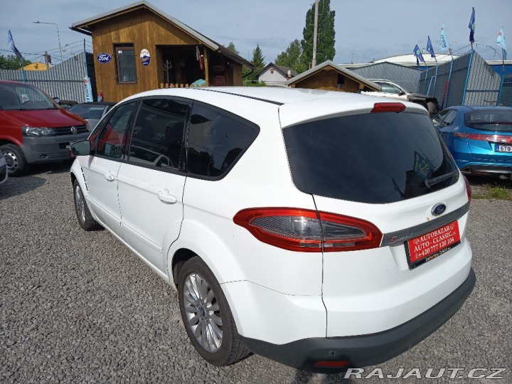 Ford C-MAX 1,6i Eco Boost 118kw ČR 2012