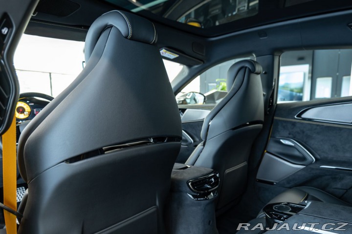 Ferrari Purosangue V12/SoftClose/Pano/Karbon 1800