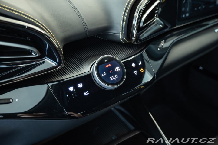 Ferrari Purosangue V12/SoftClose/Pano/Karbon 1800