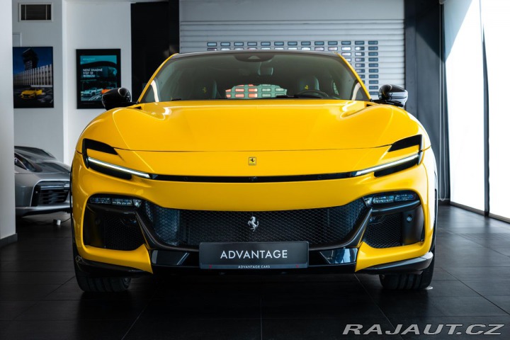 Ferrari Purosangue V12/SoftClose/Pano/Karbon 2025