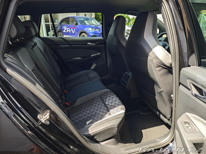 Volkswagen Golf Variant 2.0 TDi R-Line 11 2023
