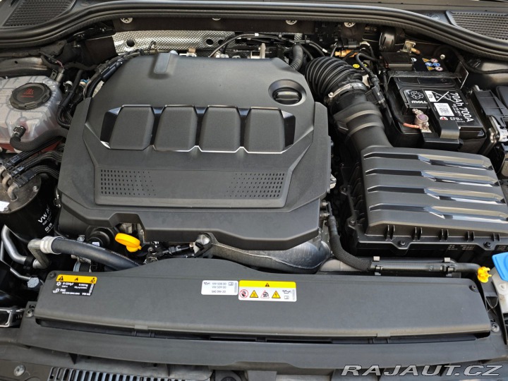 Volkswagen Golf Variant 2.0 TDi R-Line 11 2023