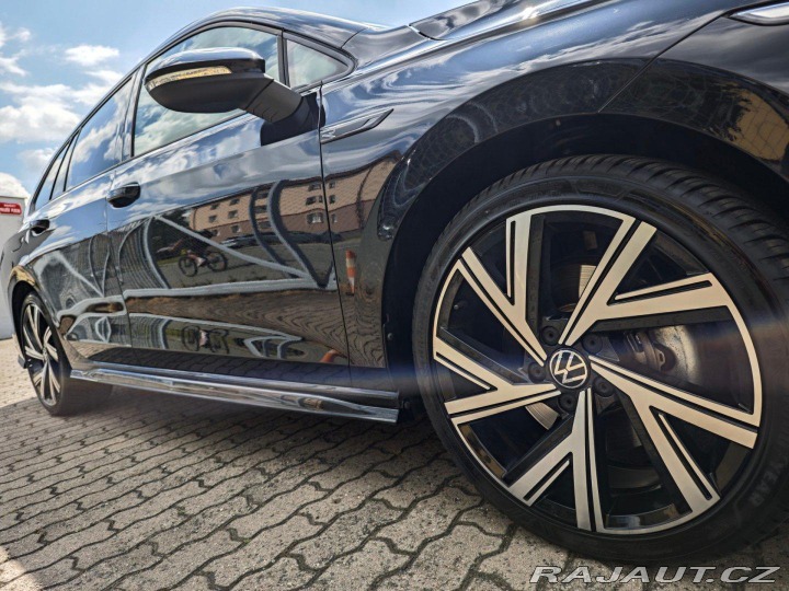 Volkswagen Golf Variant 2.0 TDi R-Line 11 2023