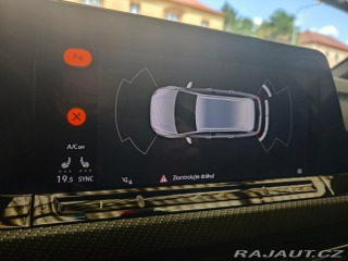 Volkswagen Golf Variant 2.0 TDi R-Line 11 2023
