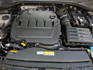 Volkswagen Golf Variant 2.0 TDi R-Line 11 2023