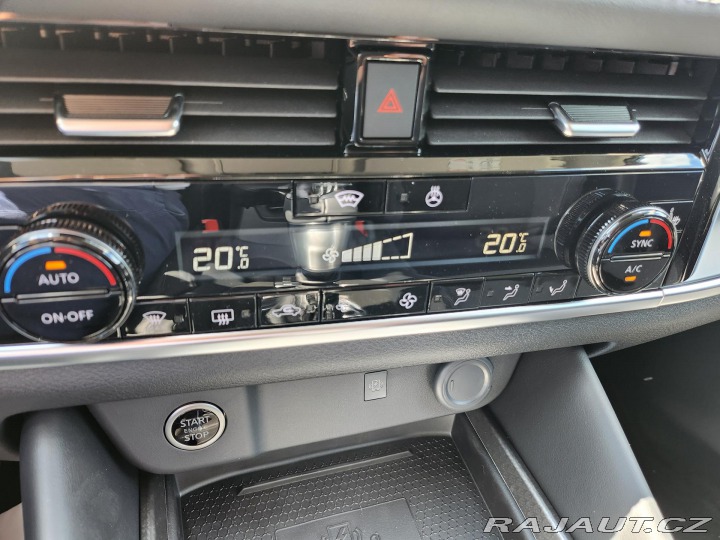 Nissan Qashqai N-Connecta 158k + Cold pa 2025