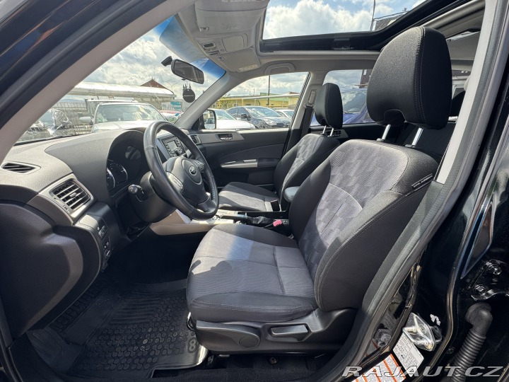 Subaru Forester AUTOMAT 4X4 2,5i 126 KW 2010