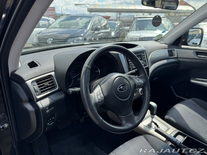 Subaru Forester AUTOMAT 4X4 2,5i 126 KW 2010