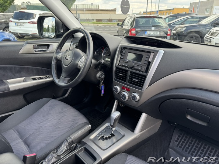 Subaru Forester AUTOMAT 4X4 2,5i 126 KW 2010