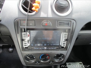 Ford Fusion 1,4 i 59kw Klima Vyhříván 2006