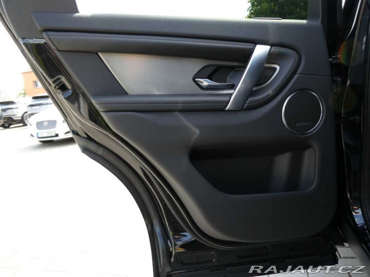 Land Rover Discovery Sport 1,5 Dynamic SE P270e 2026