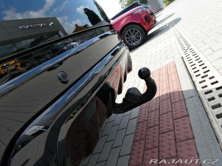 Land Rover Discovery Sport 1,5 Dynamic SE P270e 2026