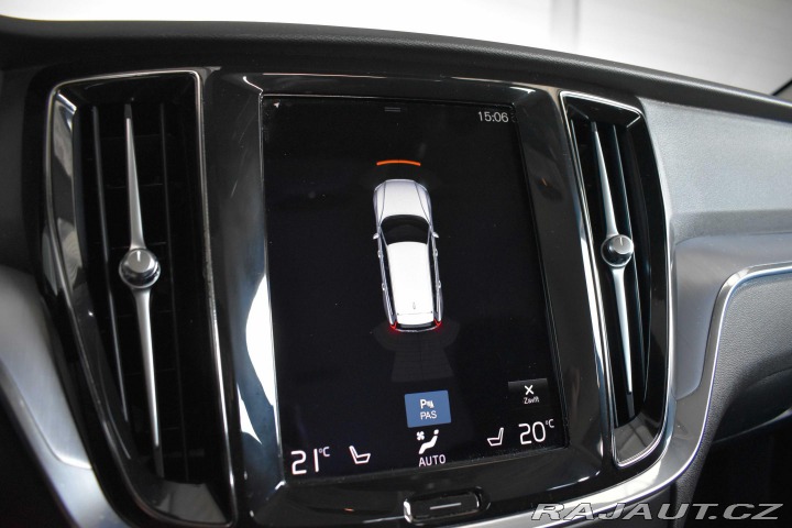 Volvo V60 B4 145kW AUTOMAT*KAMERA*N 2021