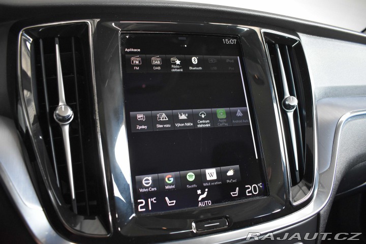 Volvo V60 B4 145kW AUTOMAT*KAMERA*N 2021