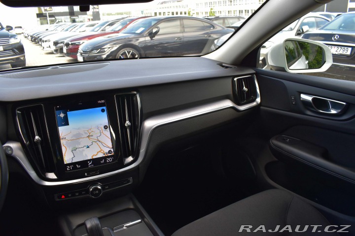 Volvo V60 B4 145kW AUTOMAT*KAMERA*N 2021