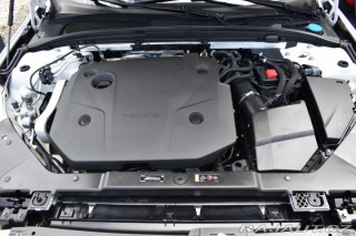 Volvo V60 B4 145kW AUTOMAT*KAMERA*N 2021