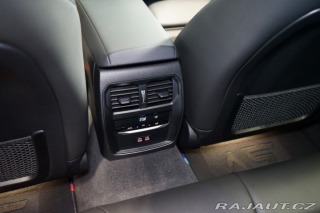 BMW 3 xDRIVE*KAMERA*TAŽ*PANO*SE 2023