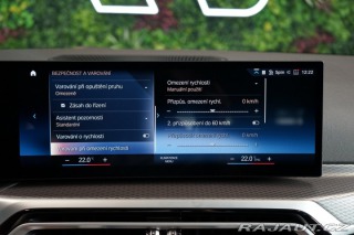 BMW 3 xDRIVE*KAMERA*TAŽ*PANO*SE 2023