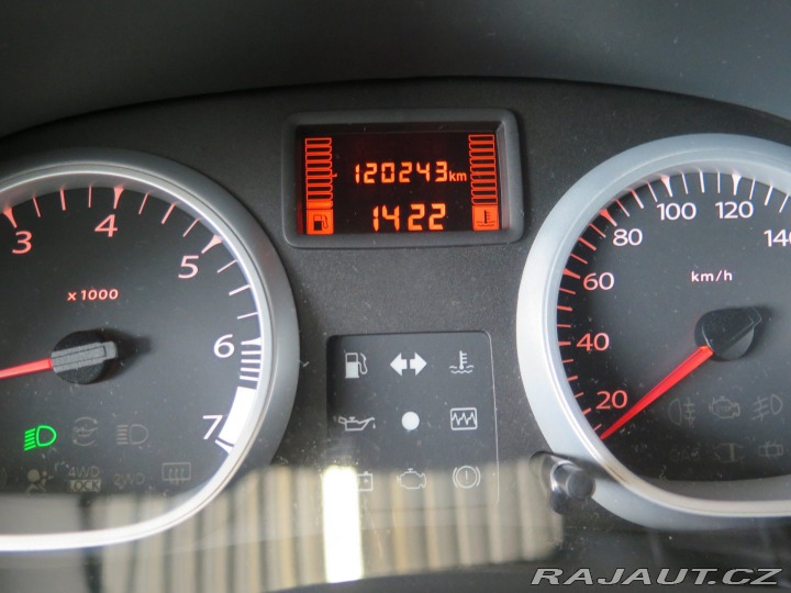 Dacia Duster 1.6 16V,kůže,klima, 2011