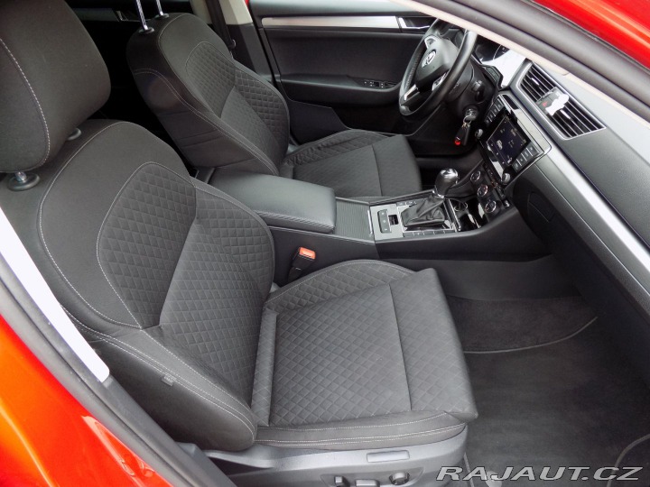 Škoda Superb 2.0TDI/DSG/NAVI/Bi-xenon/ 2015